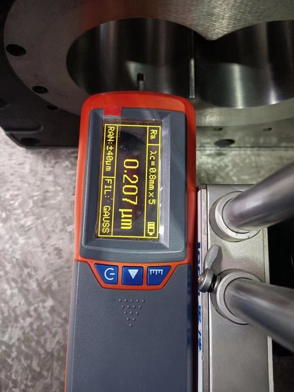 উচ্চ পোলিশ ফিনিস এক্সট্রুশন স্ক্রু ব্যারেল উচ্চ জারা এক্সট্রুডার অংশ পরিধান প্রতিরোধের