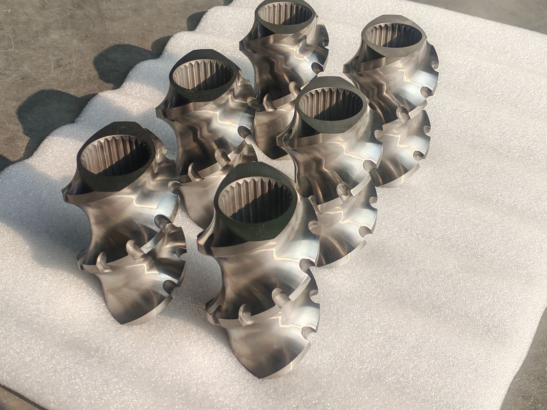 যুগ্ম স্ক্রু এক্সট্রুডার মেশিন: সুনির্দিষ্ট ফলাফলের জন্য উন্নত মিশ্রণ এবং পরিবহন স্ক্রু উপাদান