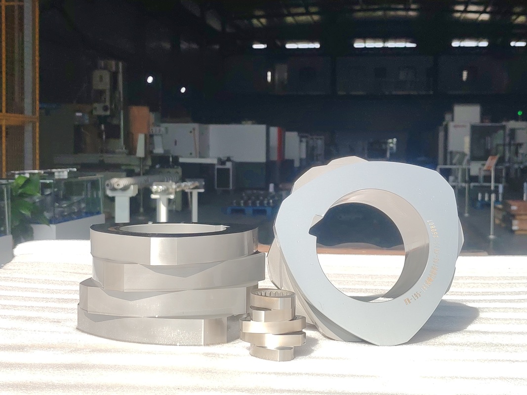 SZK 250 টুইন স্ক্রু এক্সট্রুডার ISO 9001 সার্টিফিকেশন এবং কাস্টমাইজড বিকল্পগুলির সাথে স্ক্রু উপাদান