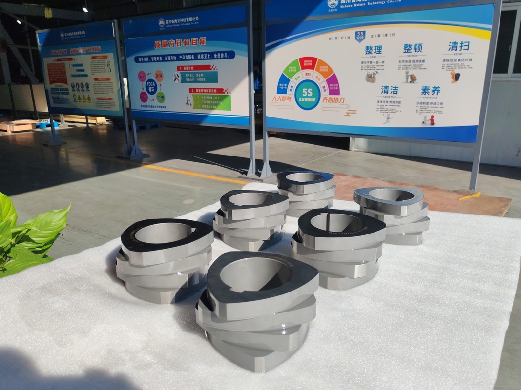 SZK 250 টুইন স্ক্রু এক্সট্রুডার ISO 9001 সার্টিফিকেশন এবং কাস্টমাইজড বিকল্পগুলির সাথে স্ক্রু উপাদান