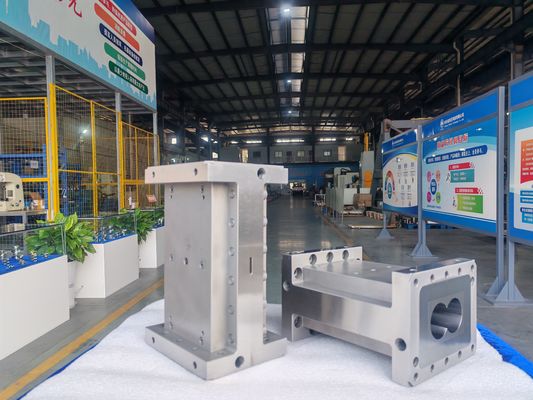 জেএসডব্লিউ টুইন স্ক্রু এক্সট্রুডার জন্য OEM বিশেষ স্ক্রু উপাদান ডিজাইন