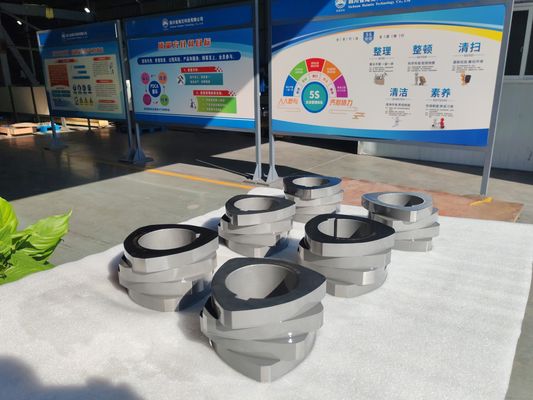 SZK 250 টুইন স্ক্রু এক্সট্রুডার ISO 9001 সার্টিফিকেশন এবং কাস্টমাইজড বিকল্পগুলির সাথে স্ক্রু উপাদান